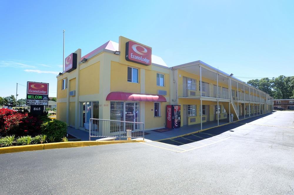 Econo Lodge At Military Circle Norfolk Ngoại thất bức ảnh