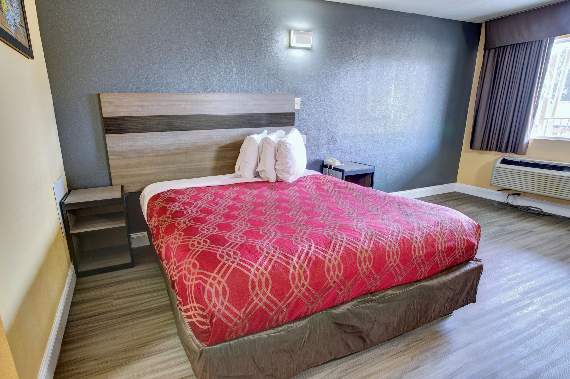 Econo Lodge At Military Circle Norfolk Ngoại thất bức ảnh