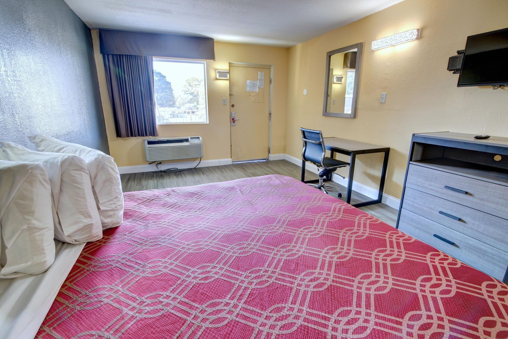Econo Lodge At Military Circle Norfolk Ngoại thất bức ảnh