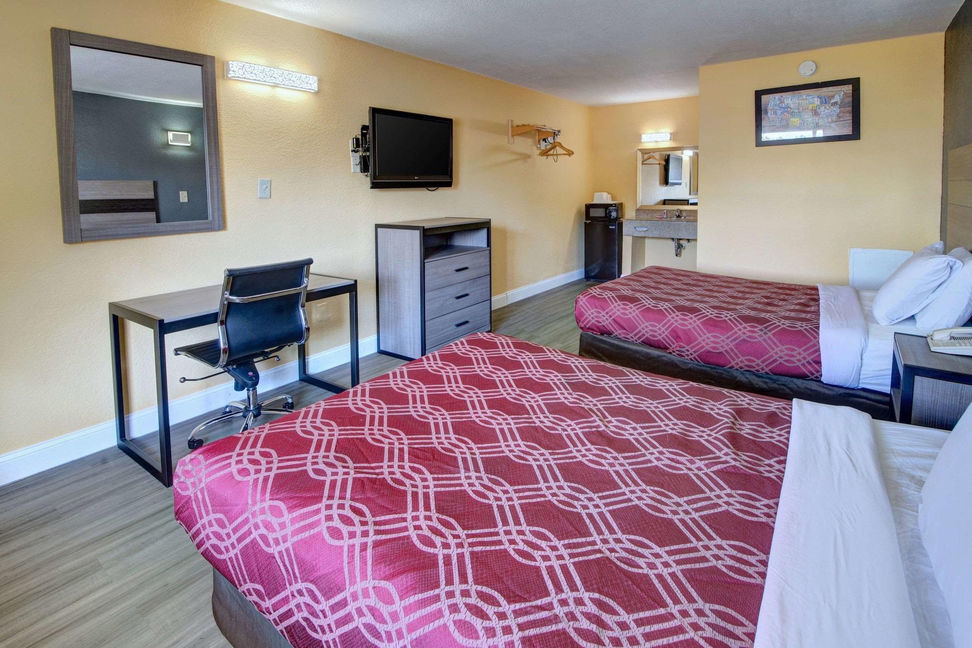 Econo Lodge At Military Circle Norfolk Ngoại thất bức ảnh