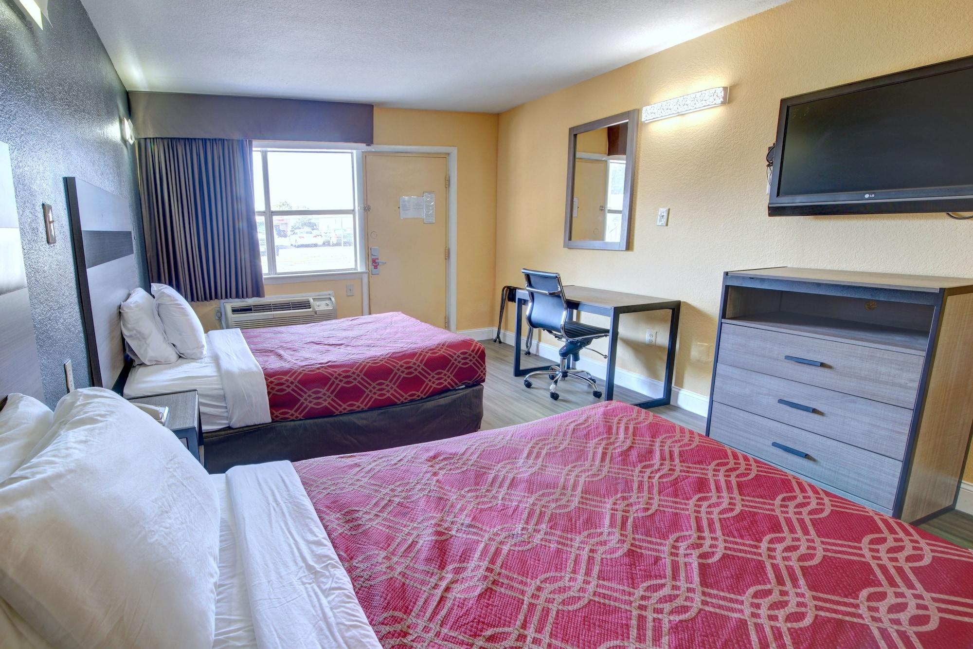 Econo Lodge At Military Circle Norfolk Ngoại thất bức ảnh