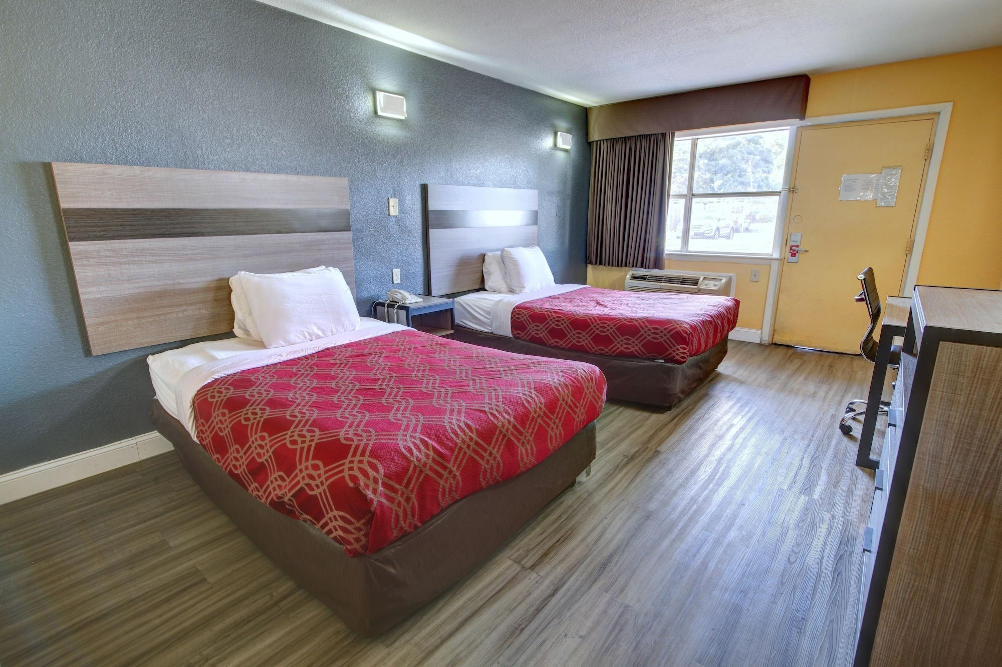 Econo Lodge At Military Circle Norfolk Ngoại thất bức ảnh