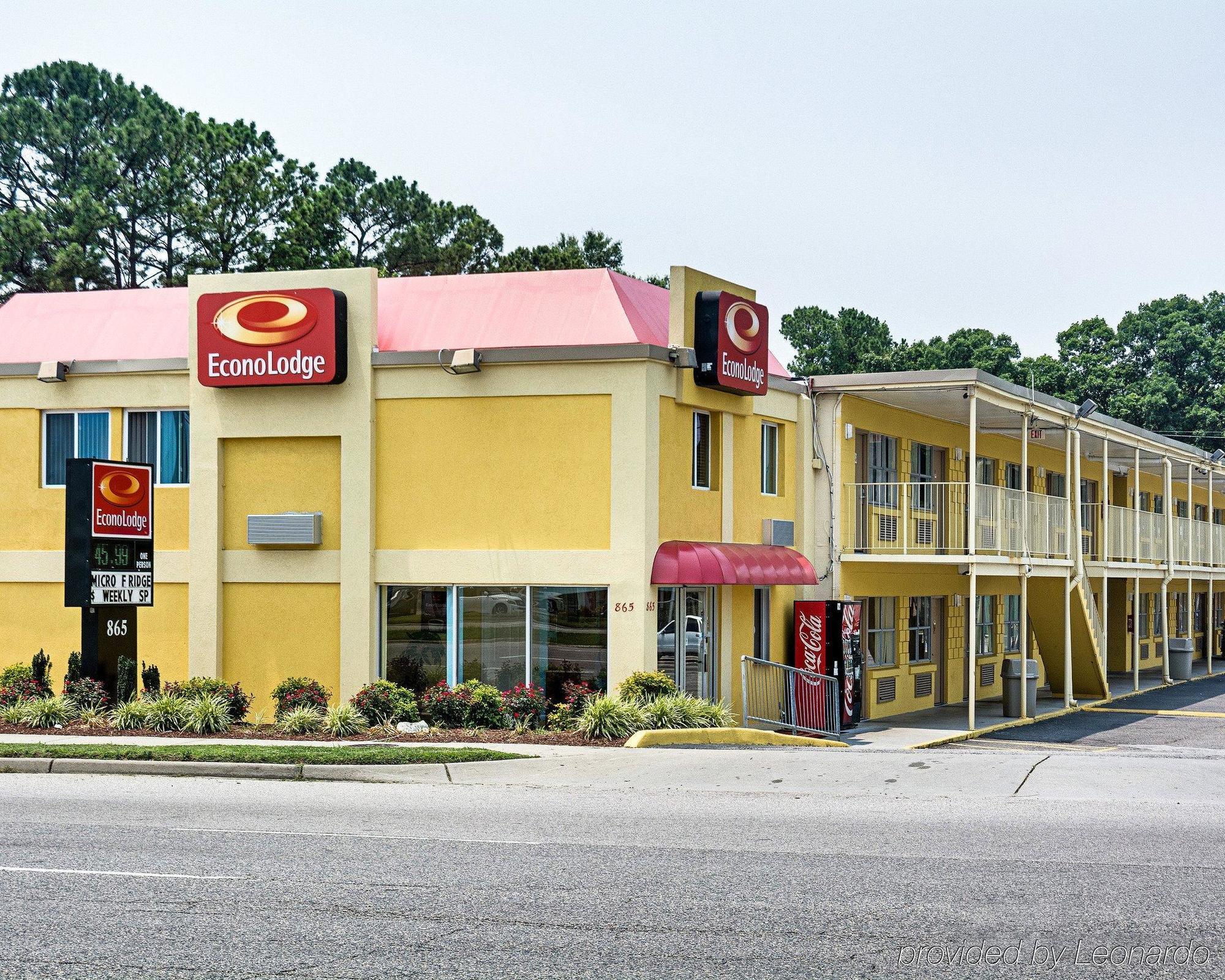 Econo Lodge At Military Circle Norfolk Ngoại thất bức ảnh
