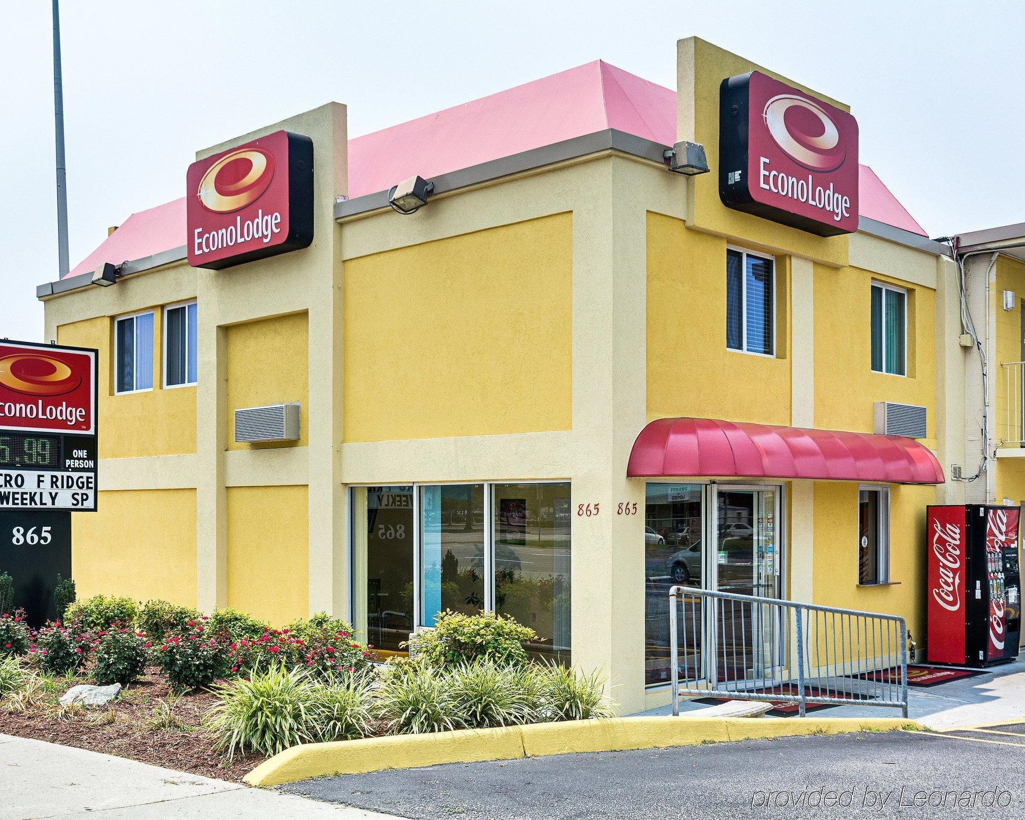Econo Lodge At Military Circle Norfolk Ngoại thất bức ảnh