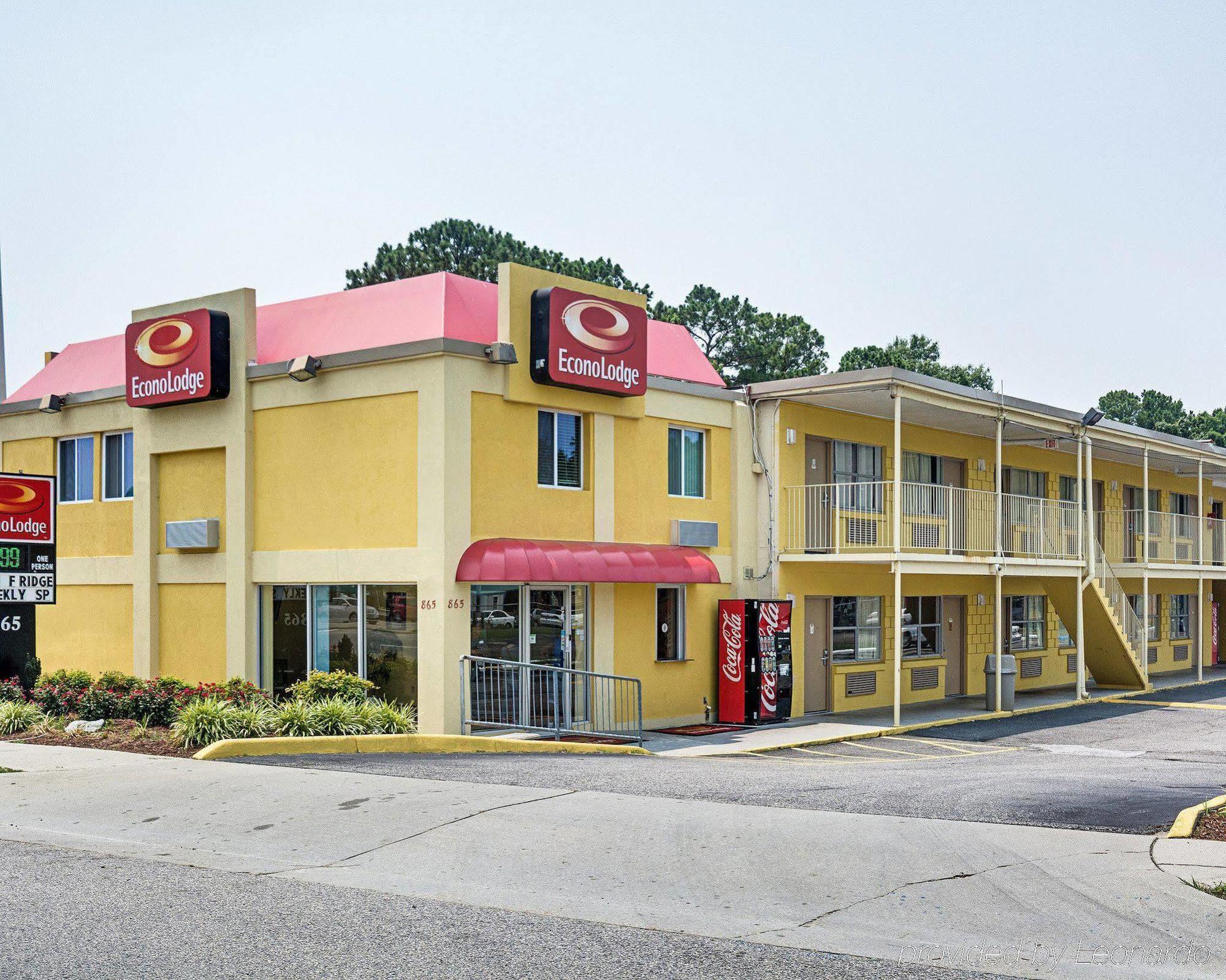 Econo Lodge At Military Circle Norfolk Ngoại thất bức ảnh